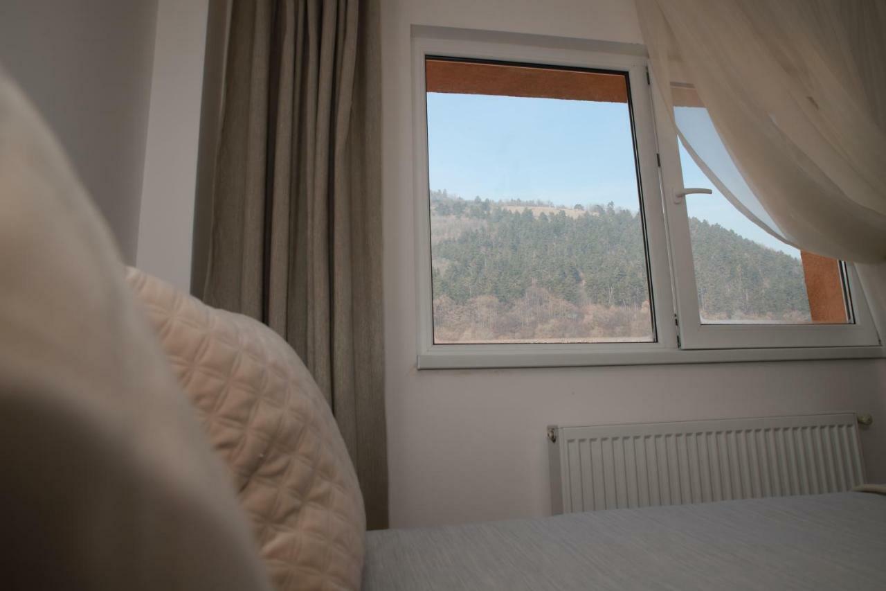 Cozy Apartment In Brașov Exterior foto